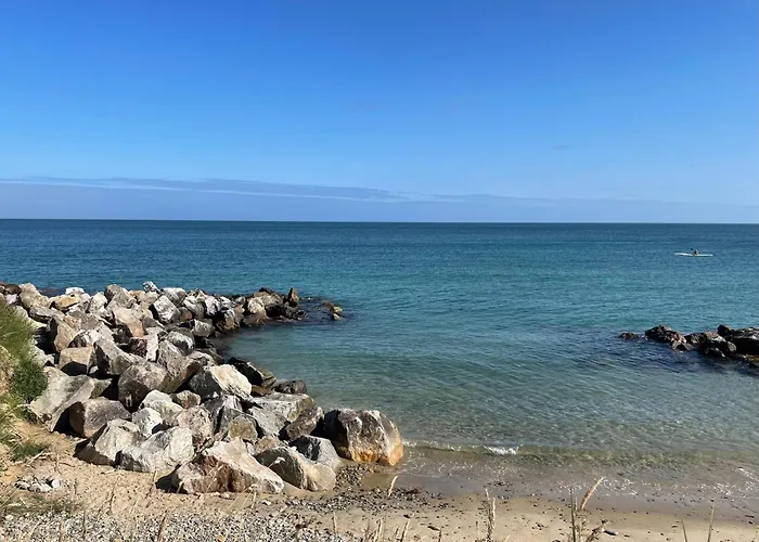 Le Pre De La Le * Urville-Nacqueville