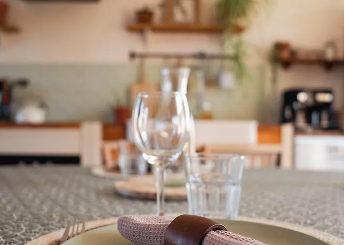 Le Pre De La Le * Urville-Nacqueville