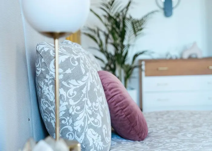 Le Pre De La Le * Urville-Nacqueville