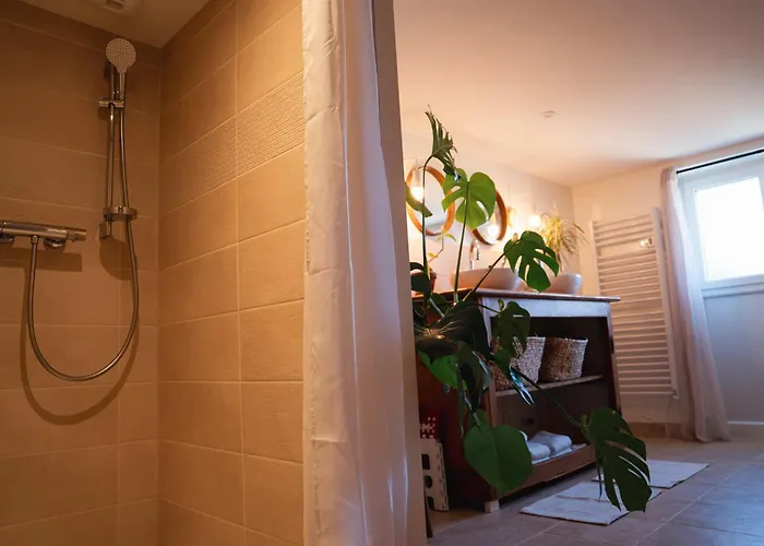 بيت للعطل Le Pre De La Le *